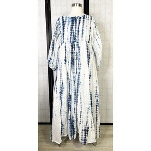 Maisha Concept Maxi Dress. Size: M